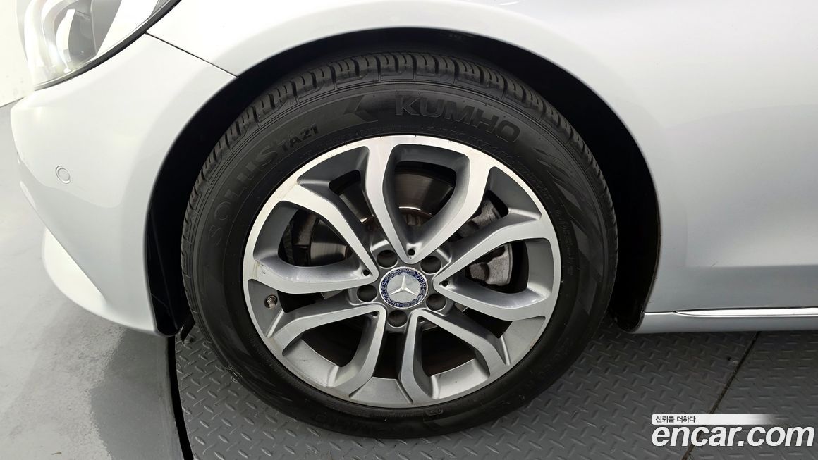 Mercedes-Benz C-Class 2016