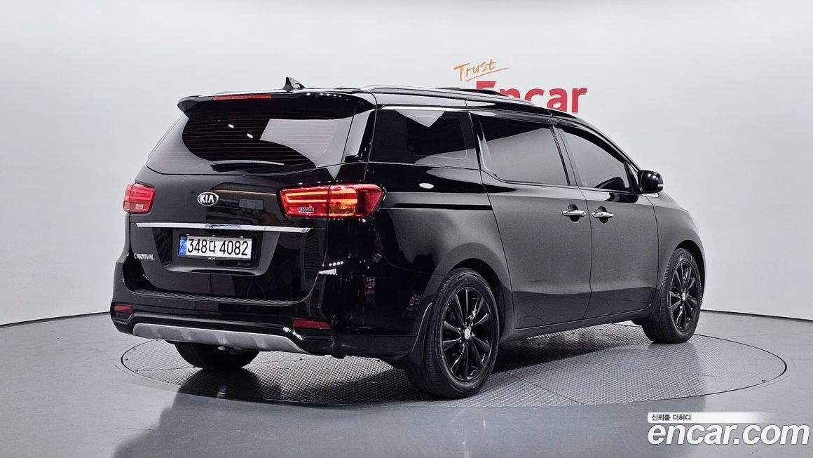 Kia Canival 2019