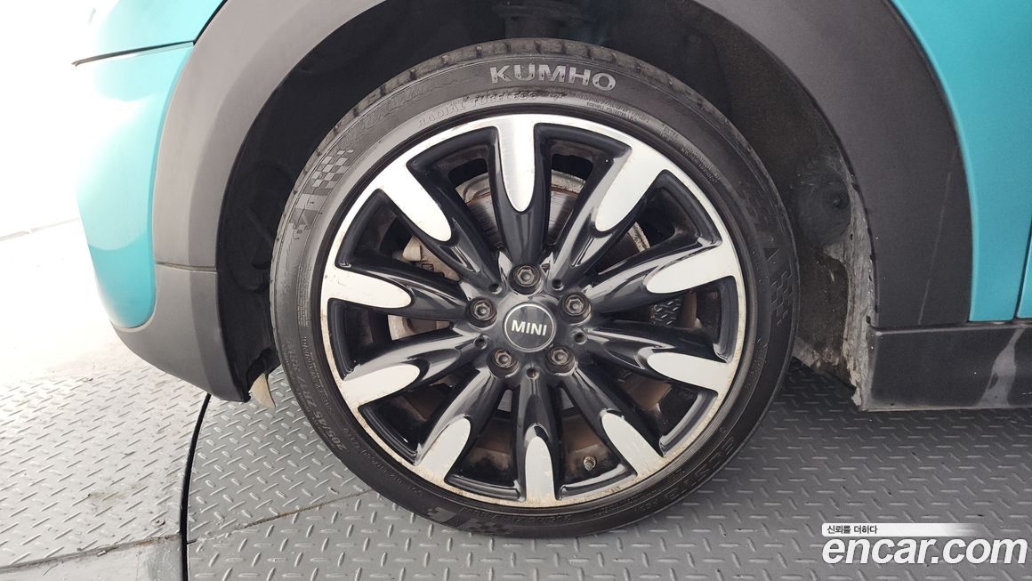 Mini Cooper Convertible 2019