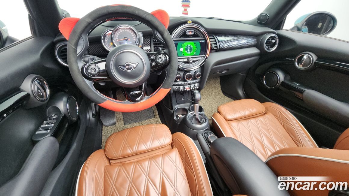 Mini Cooper Convertible 2019