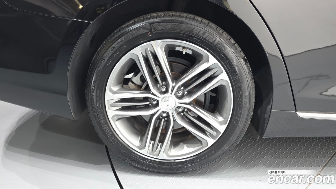 Hyundai Grandeur 2019