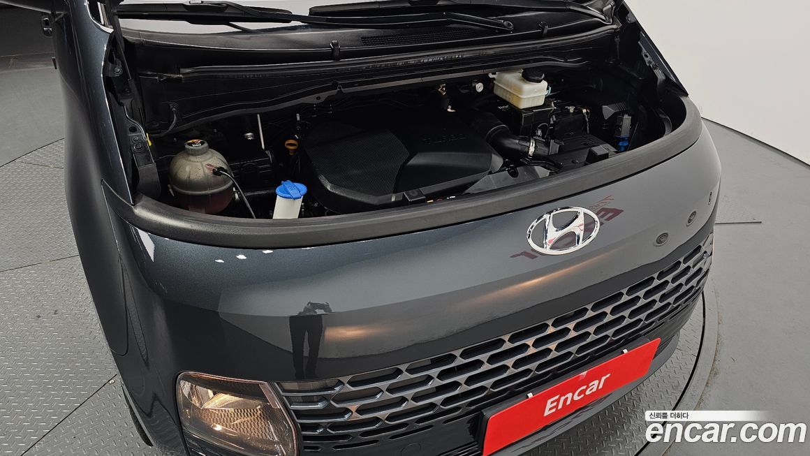 Hyundai Staria 2022
