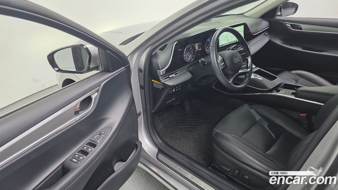 Hyundai Grandeur 2020