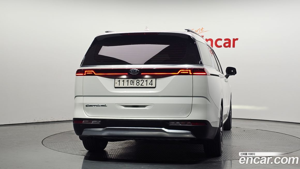 Kia Canival 2021