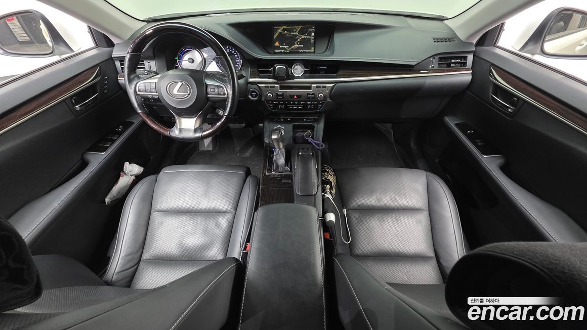 Lexus ES 2017