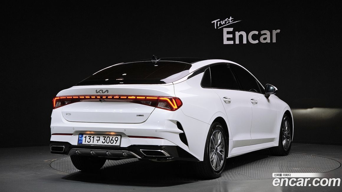 Kia K5 2023