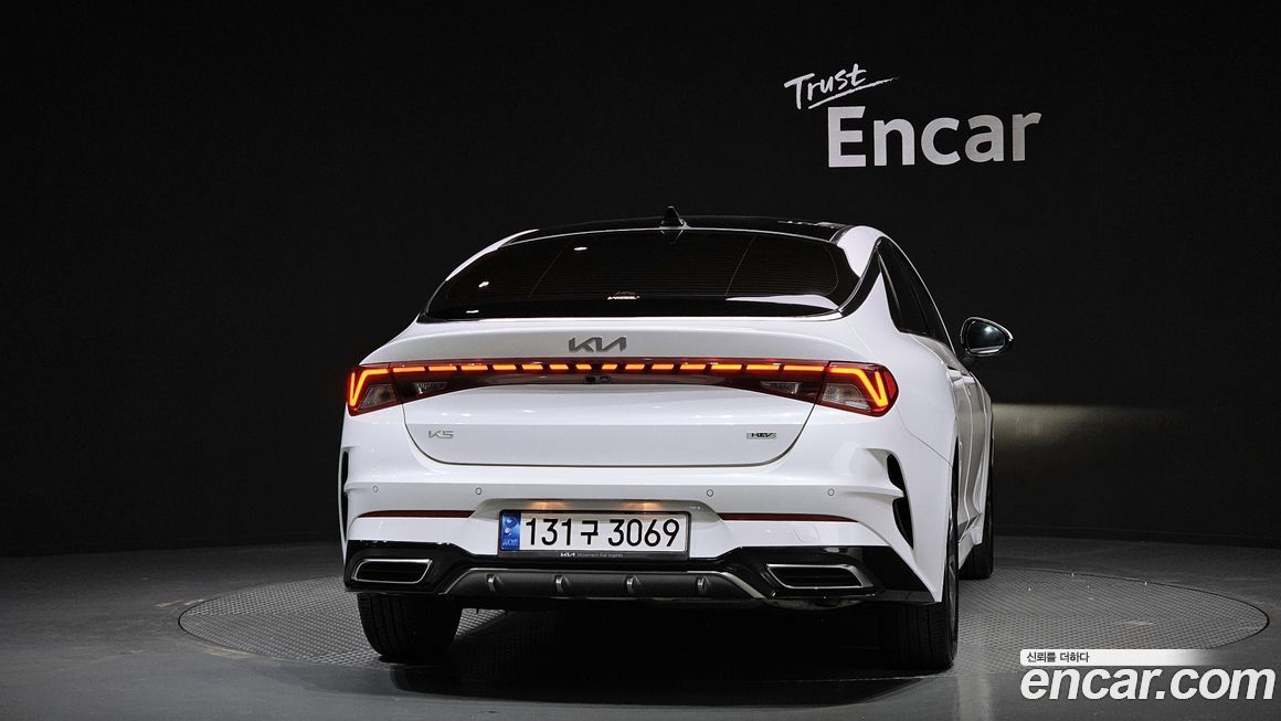 Kia K5 2023