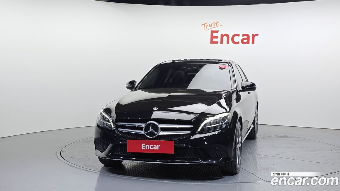 Mercedes-Benz C-Class 2020