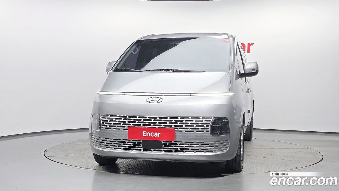 Hyundai Staria 2022