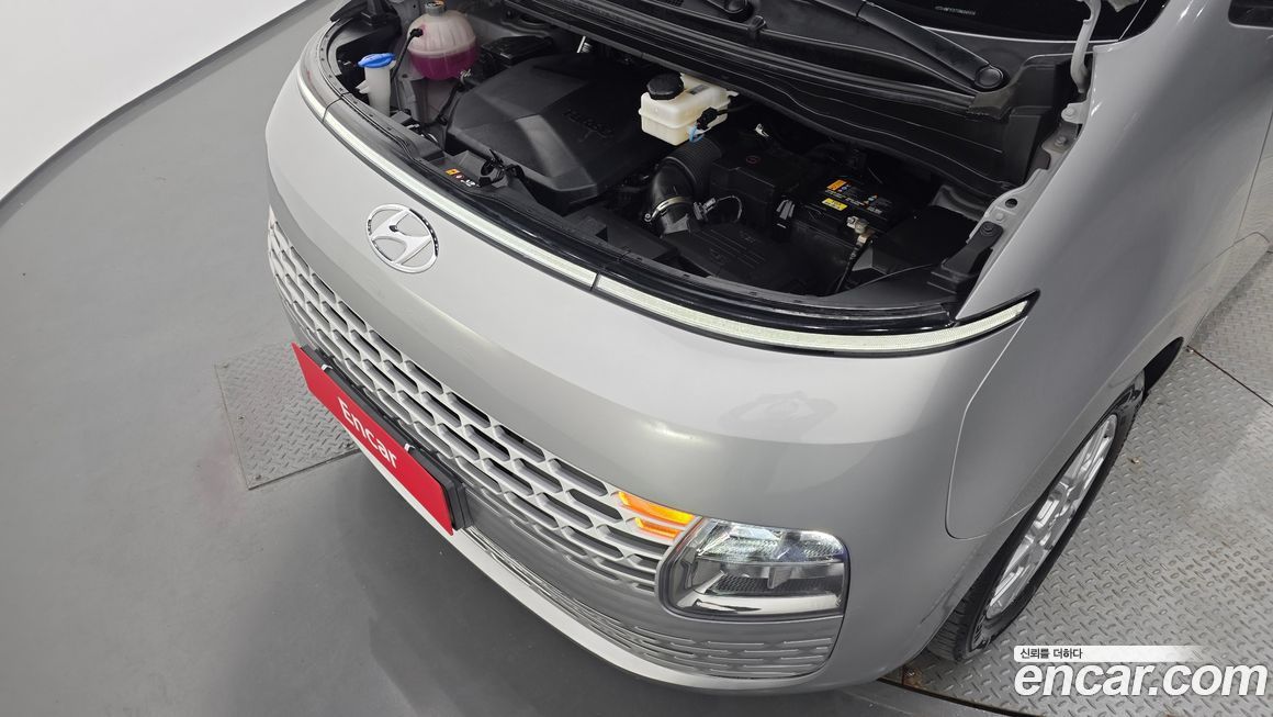 Hyundai Staria 2022