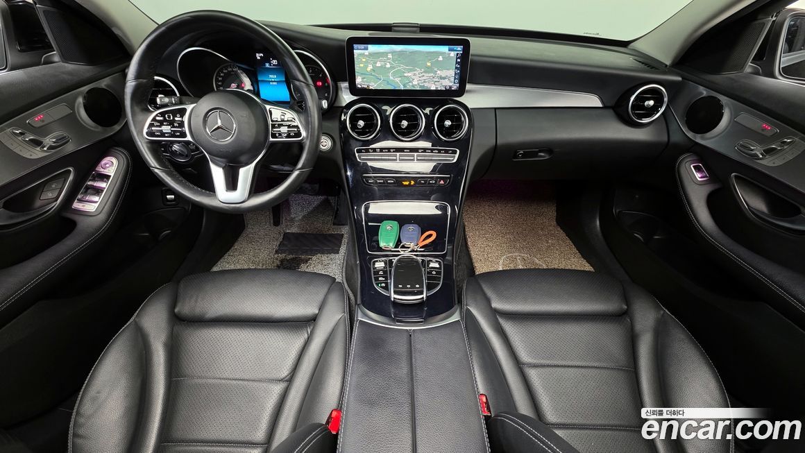 Mercedes-Benz C-Class 2020