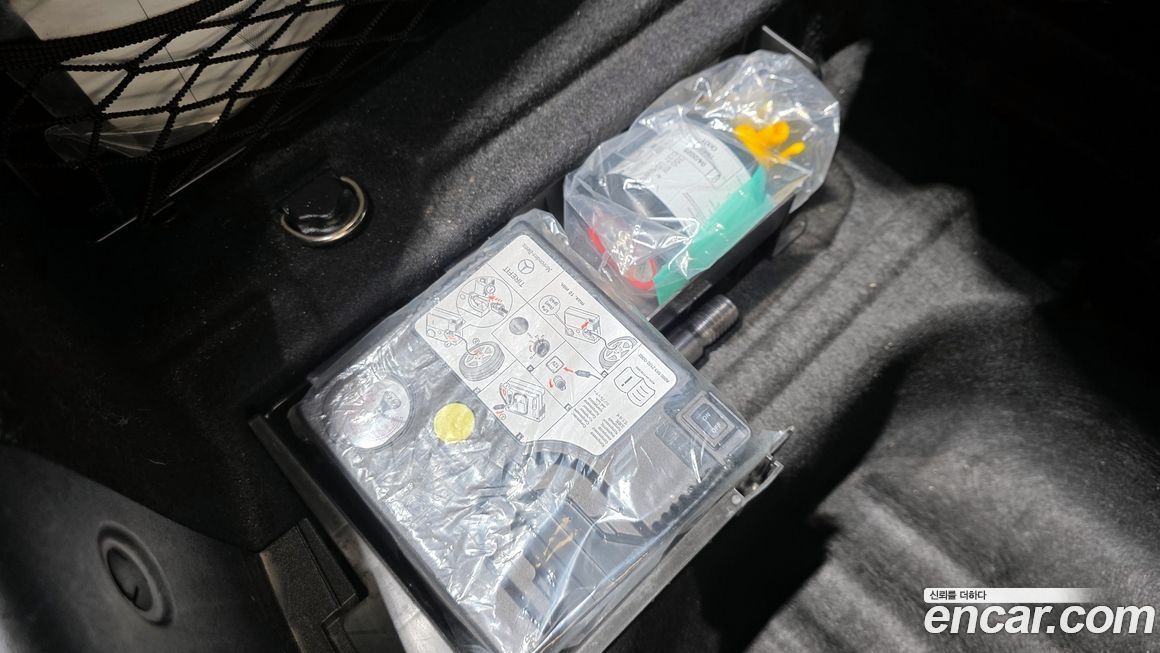 Mercedes-Benz C-Class 2020