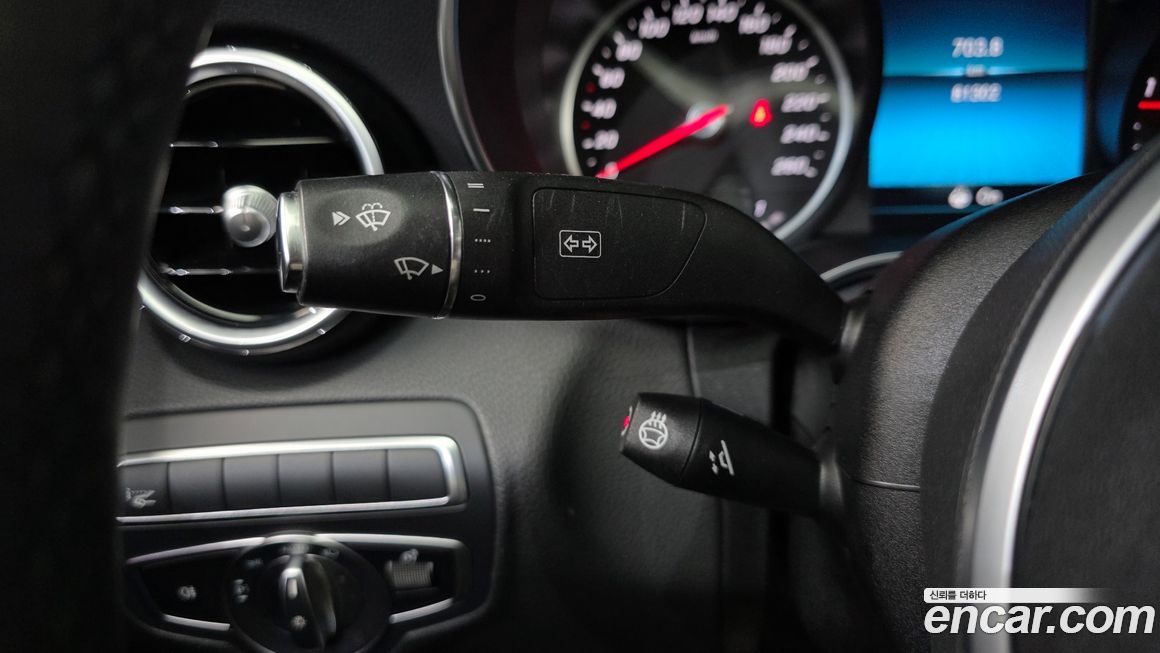 Mercedes-Benz C-Class 2020