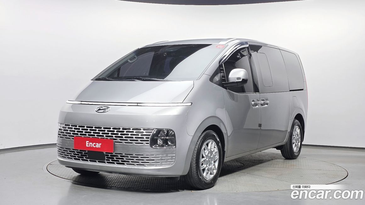 Hyundai Staria 2022