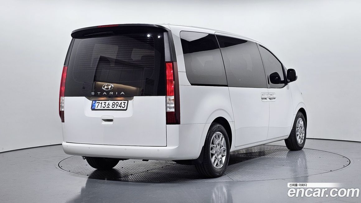 Hyundai Staria 2022
