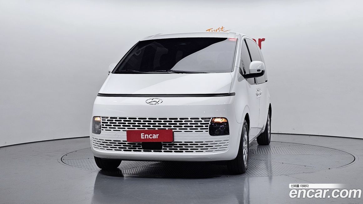 Hyundai Staria 2022