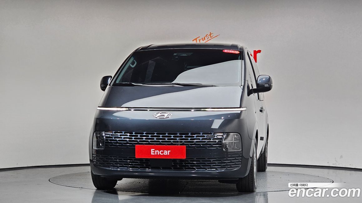 Hyundai Staria 2022