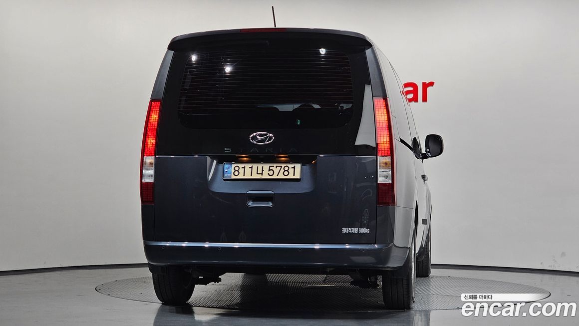Hyundai Staria 2022