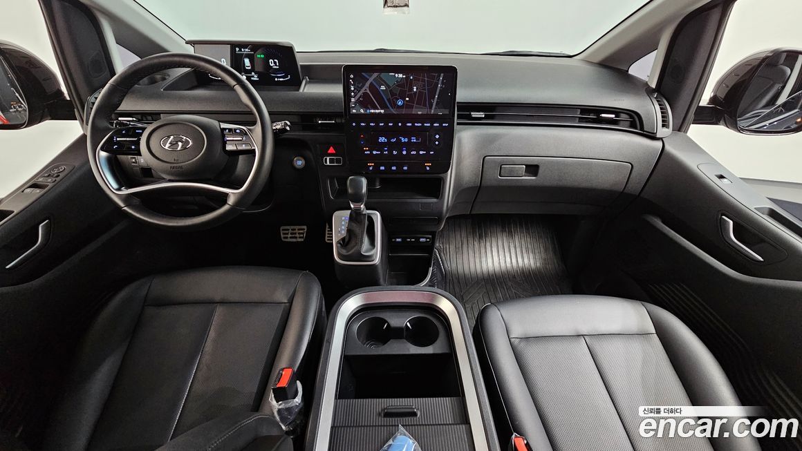 Hyundai Staria 2022