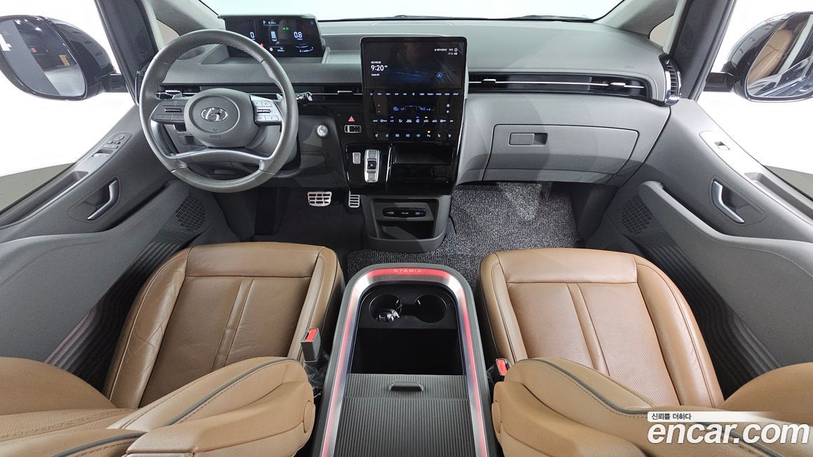 Hyundai Staria 2022