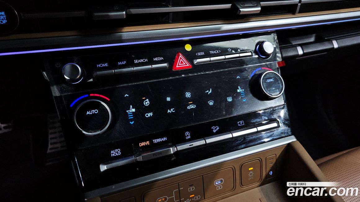 Hyundai Santafe 2024