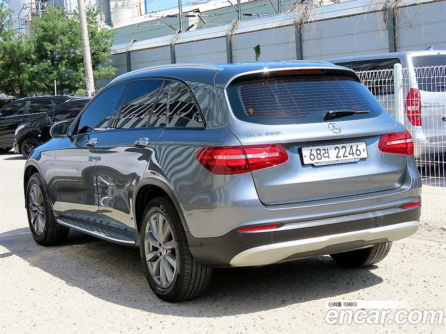 Mercedes-Benz GLC-Class 2019