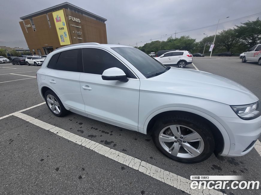 Audi Q5 2020