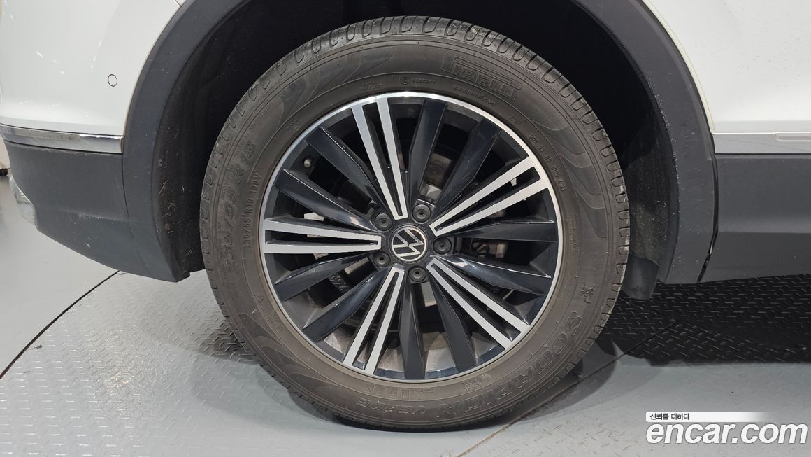 Volkswagen Tiguan 2021