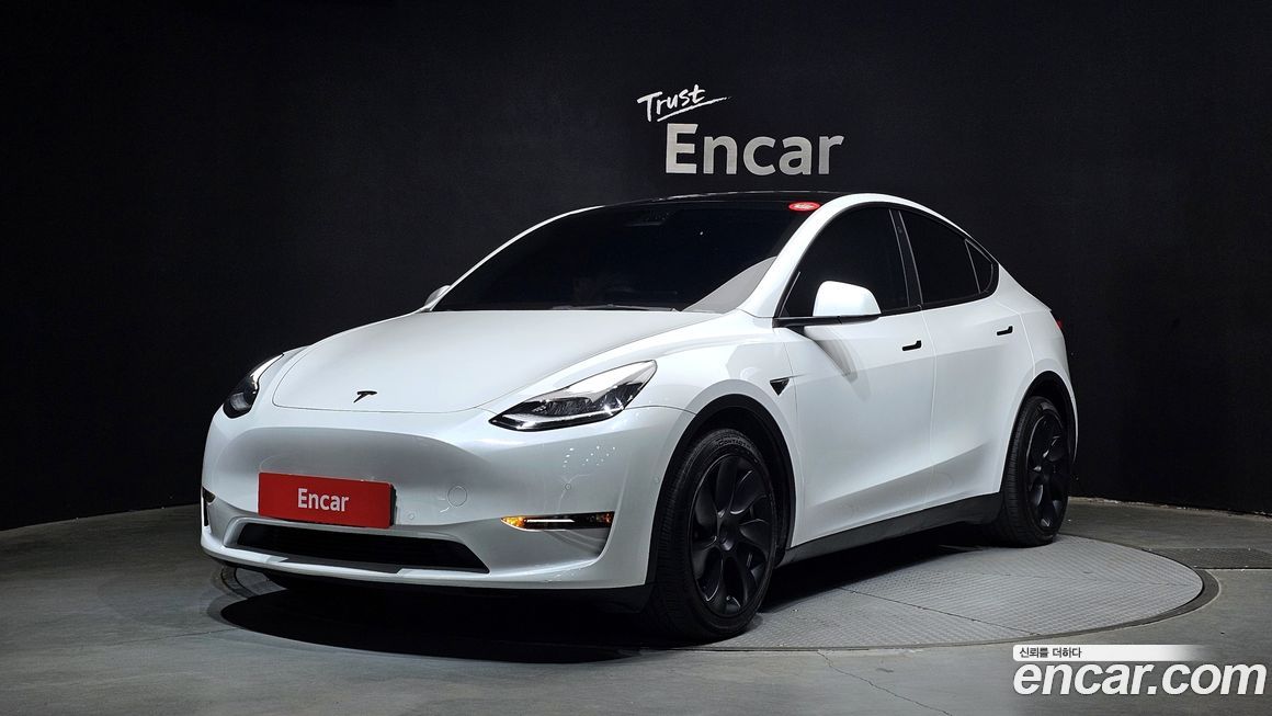 Tesla Model Y 2022