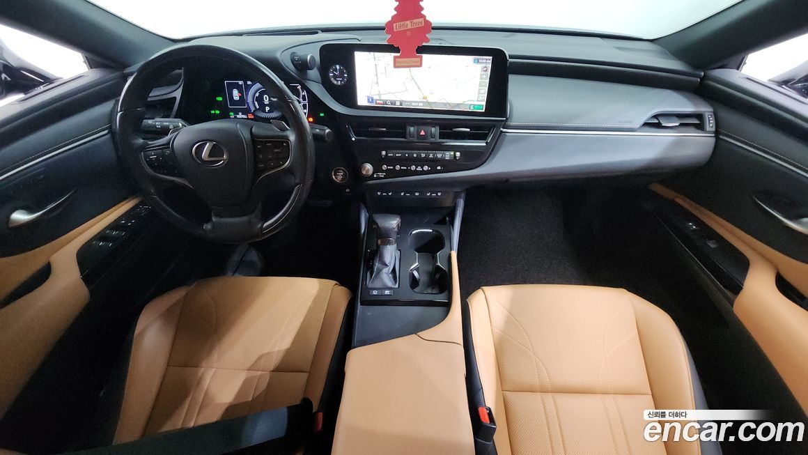Lexus ES 2023