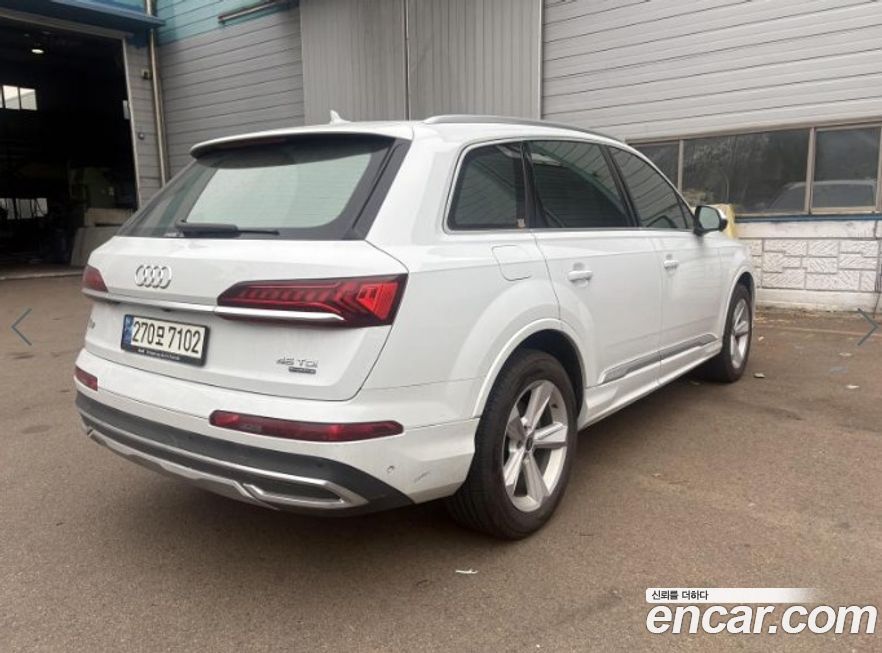 Audi Q7 2021