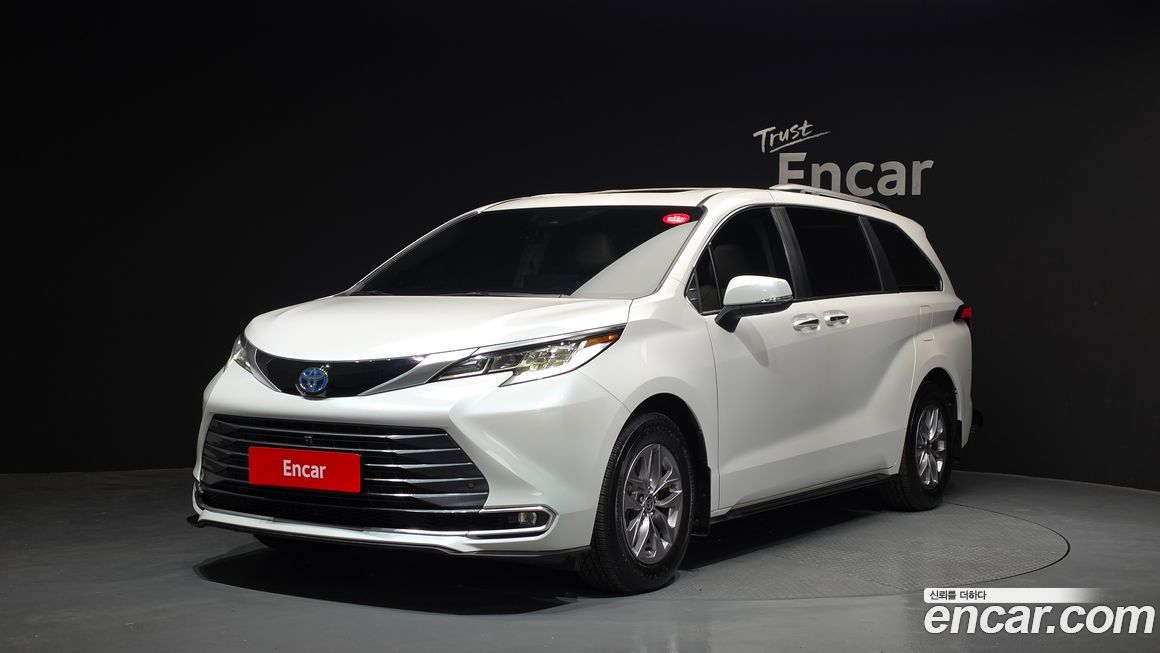 Toyota Sienna 2024