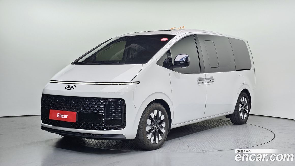 Hyundai Staria 2023