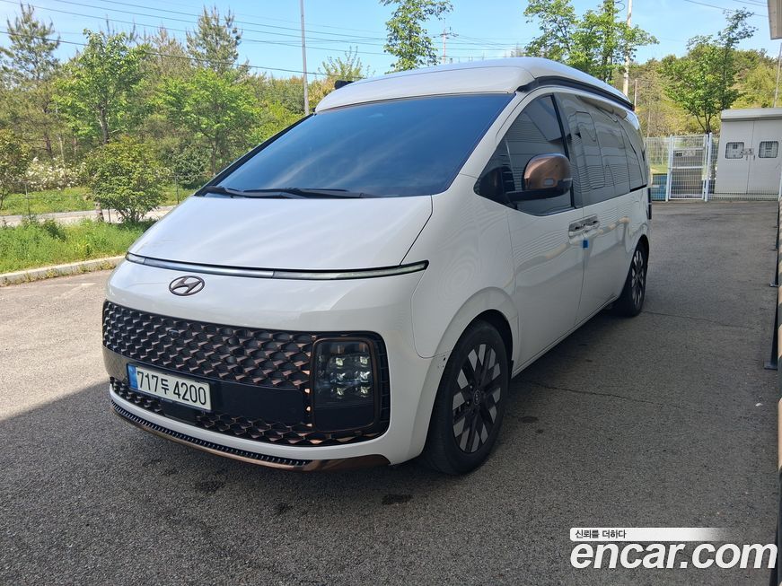 Hyundai Staria 2023