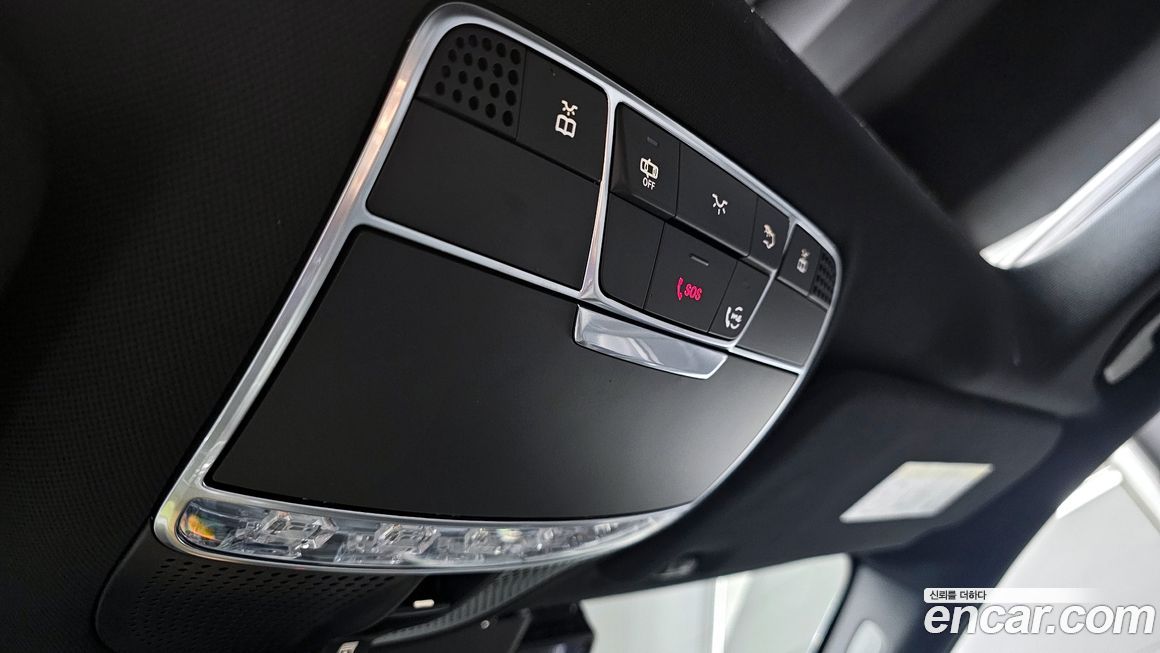 Mercedes-Benz S-Class 2020