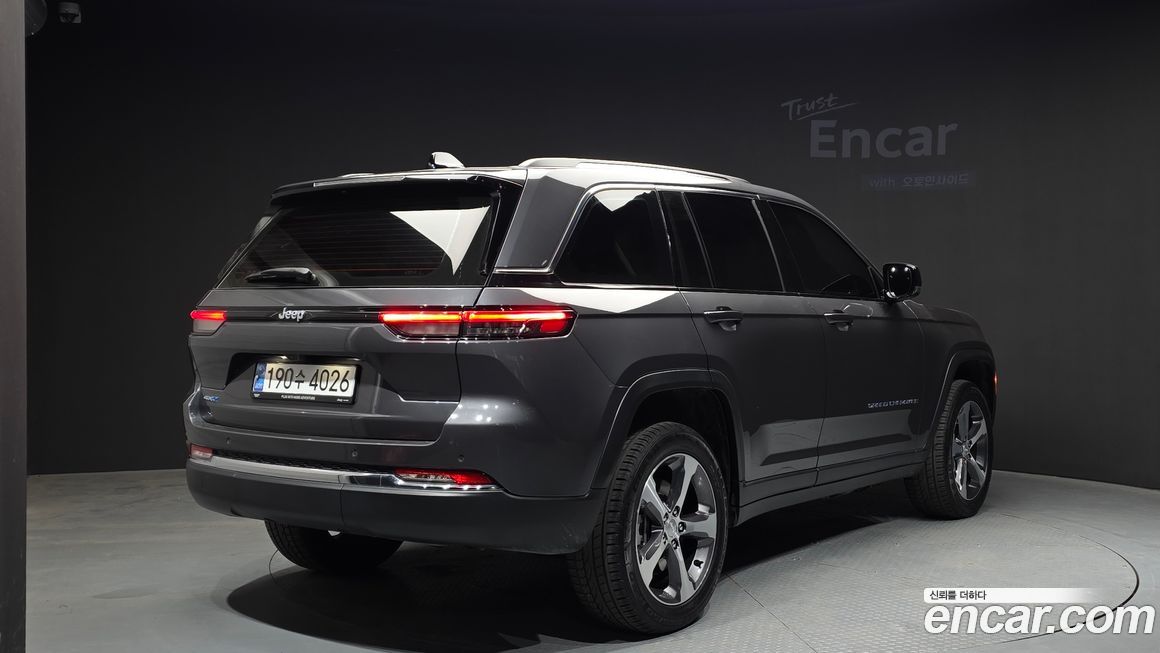 Jeep Cherokee 2023