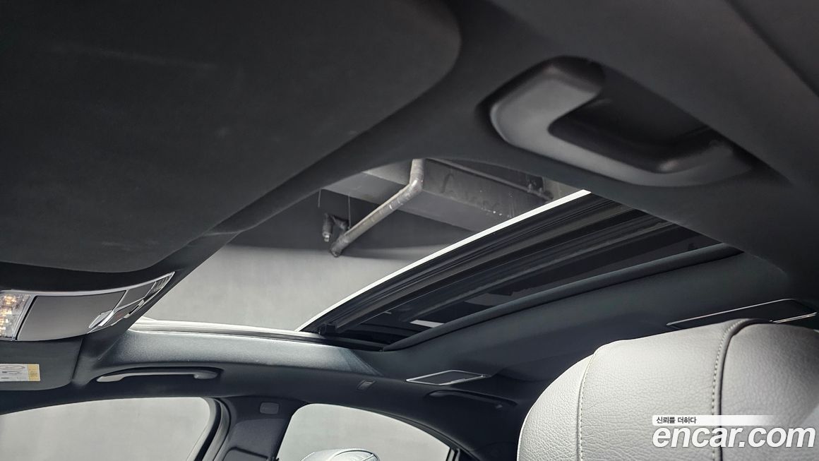 Mercedes-Benz S-Class 2020