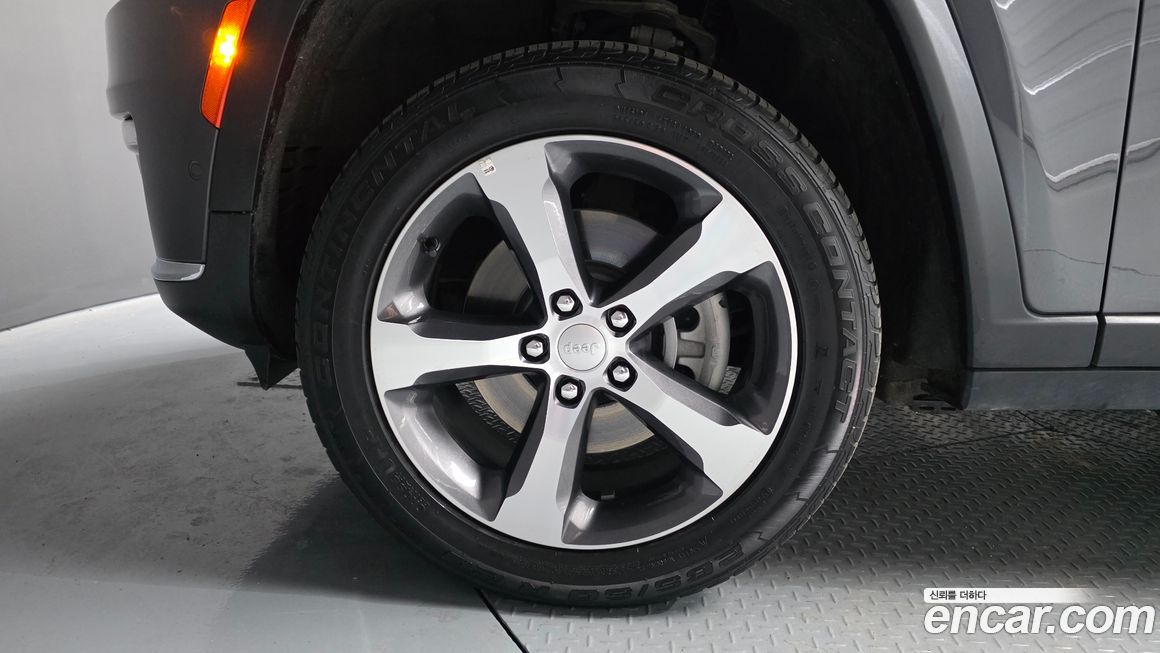 Jeep Cherokee 2023