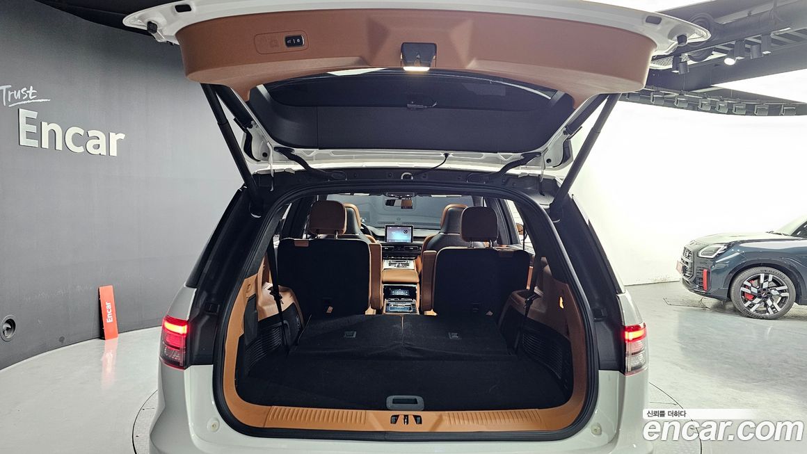 Lincoln Aviator 2023