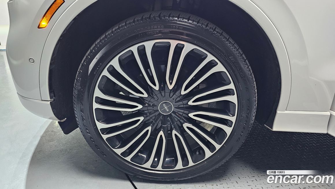 Lincoln Aviator 2023