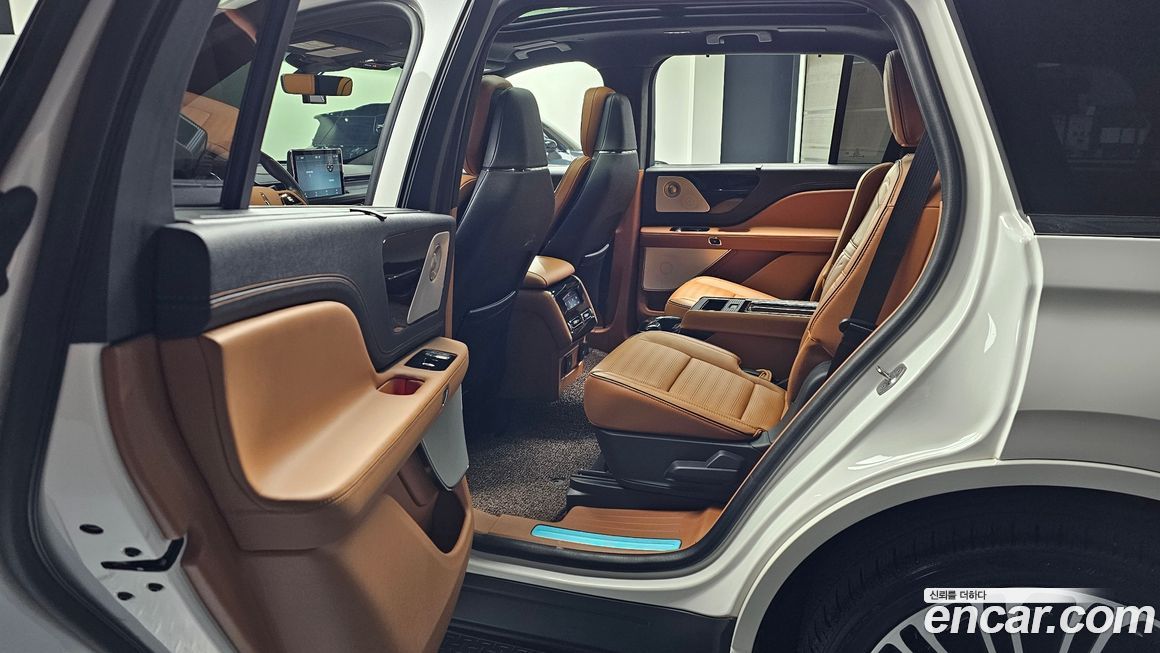 Lincoln Aviator 2023