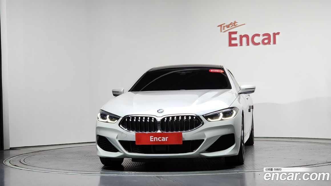 BMW 8-Series 2021