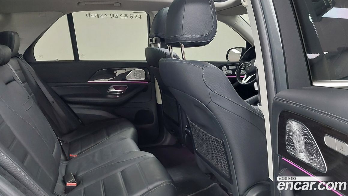 Mercedes-Benz GLE-Class 2021