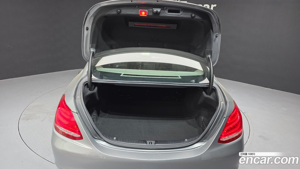 Mercedes-Benz C-Class 2016