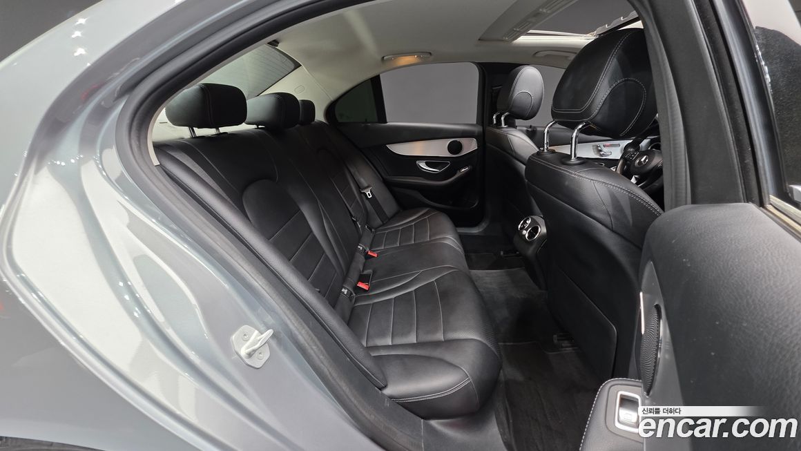 Mercedes-Benz C-Class 2016