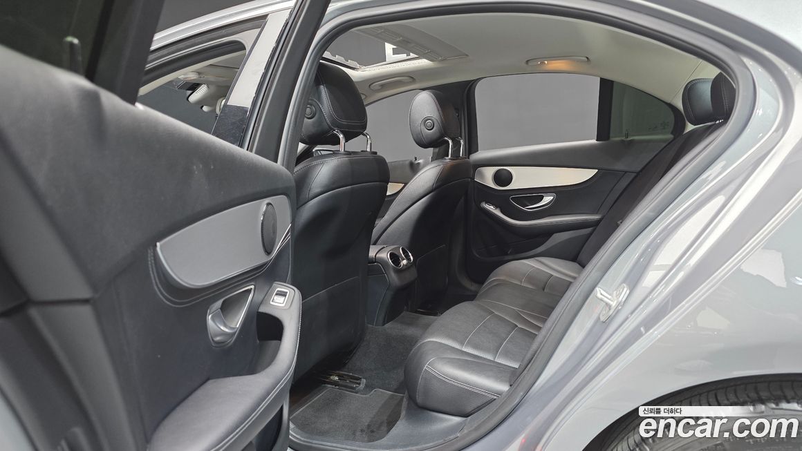 Mercedes-Benz C-Class 2016