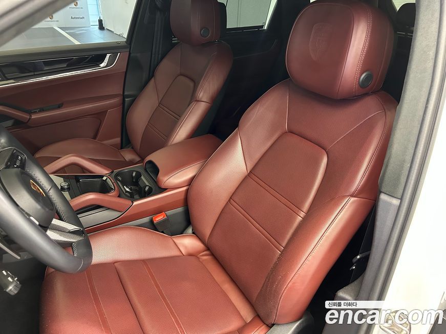 Porsche Cayenne 2024