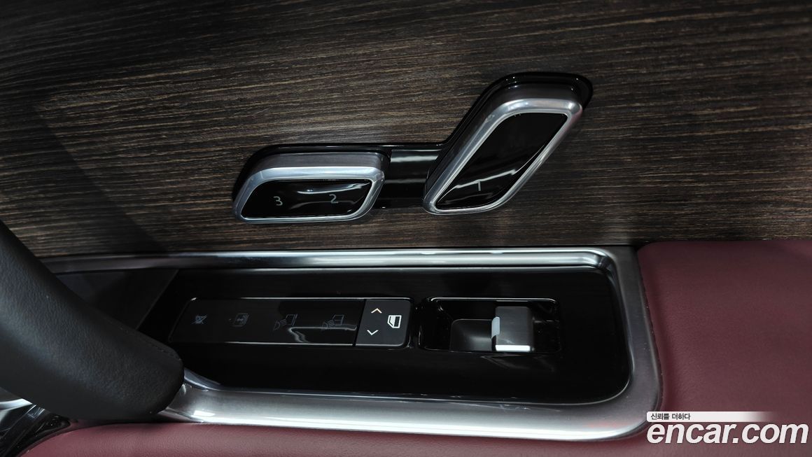 Land Rover Range Rover 2025