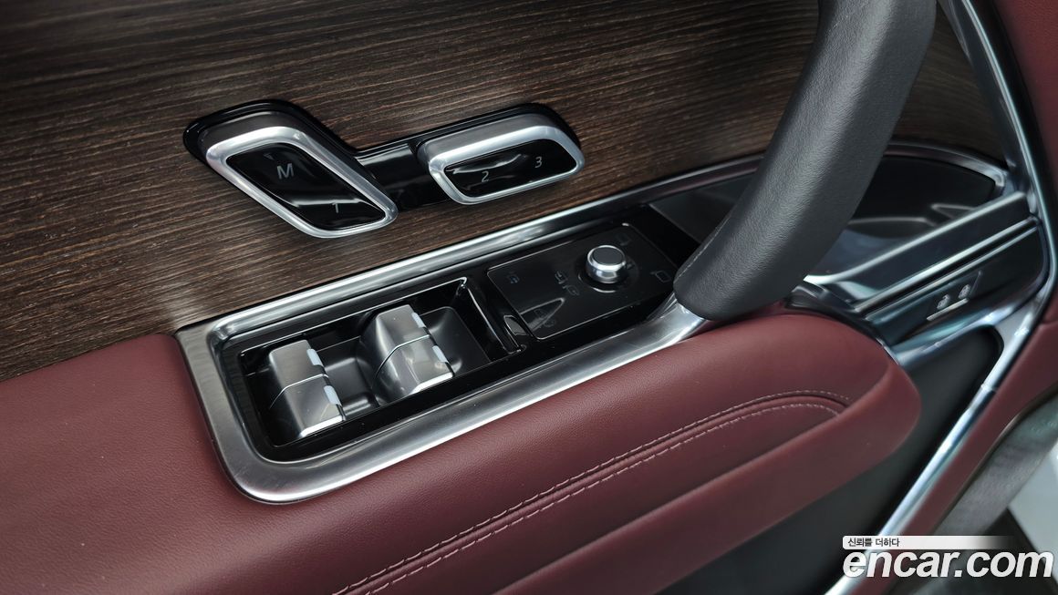 Land Rover Range Rover 2025