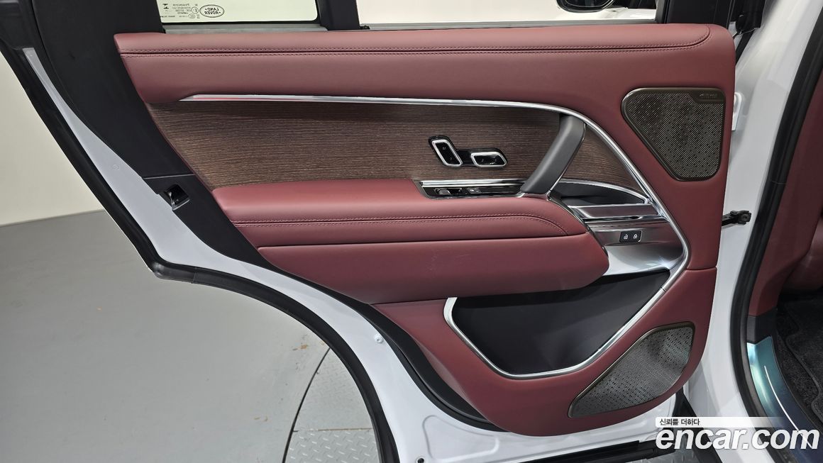 Land Rover Range Rover 2025